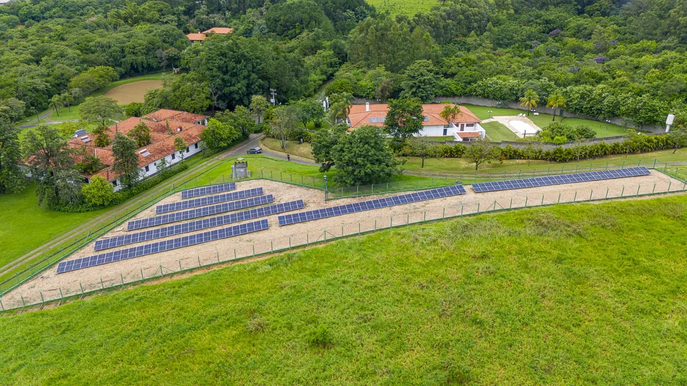 Indústria (Boituva) — usina fotovoltaica de solo na propriedade